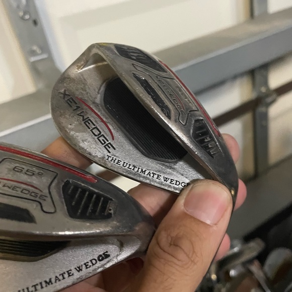 XEI wedges 59 and 65 deg in right hahded 
Steel shafts - Picture 3 of 7